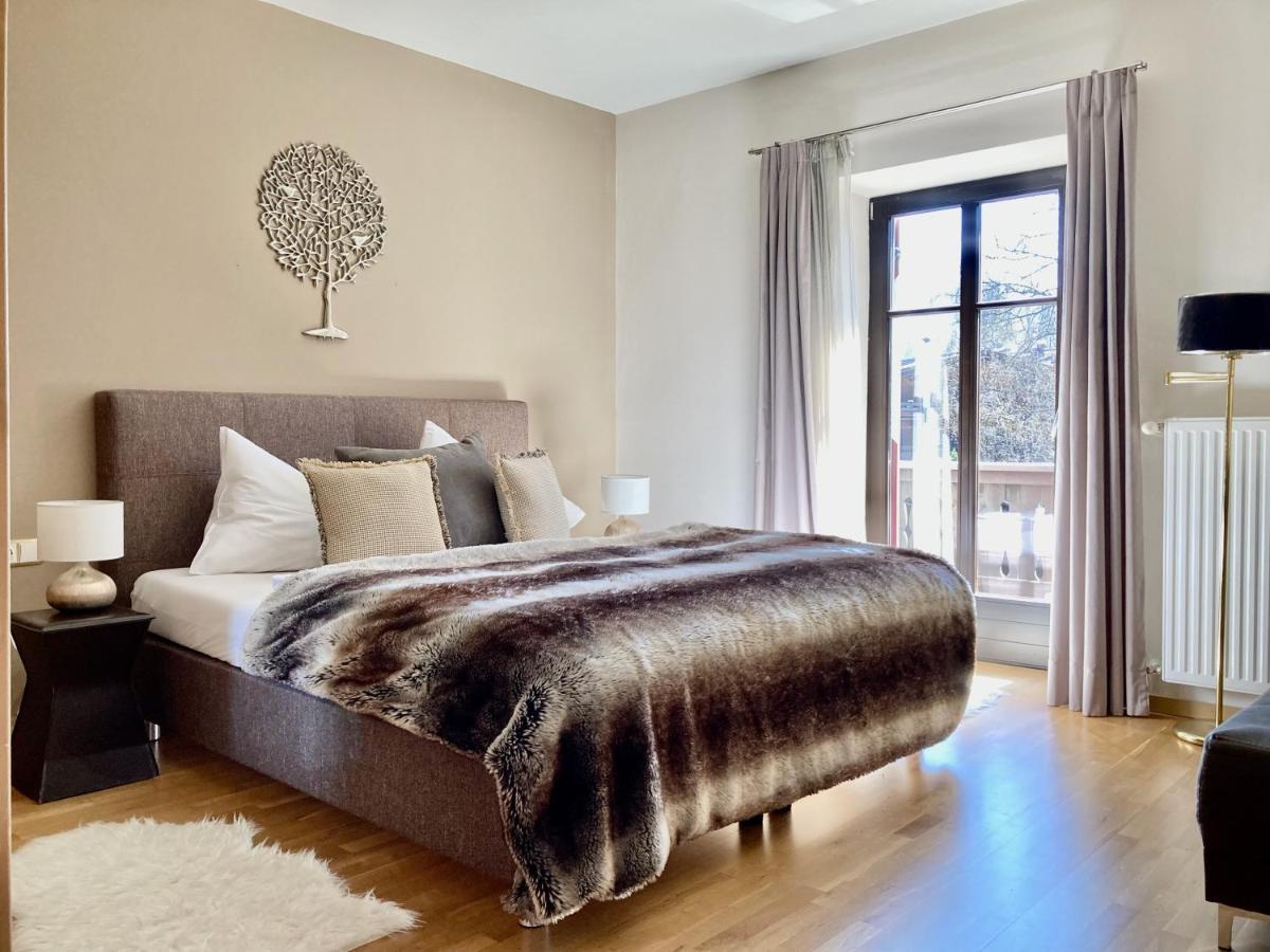 Stadtvilla Belle Kitz Im Zentrum Mit Sauna By Belle Stay Kitzbuhel Bagian luar foto